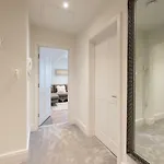 Franklin Rise By Serviced Apartment *